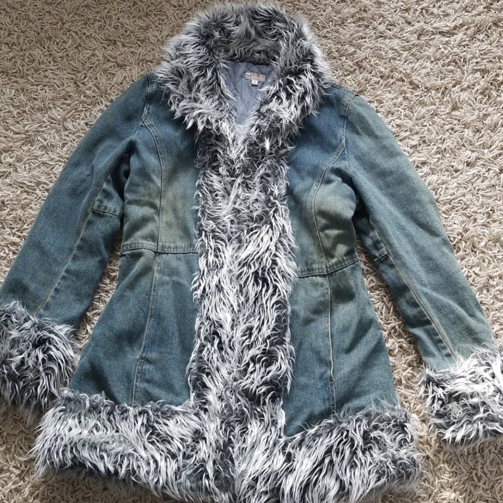Gorgeous jean and faux fur jacket